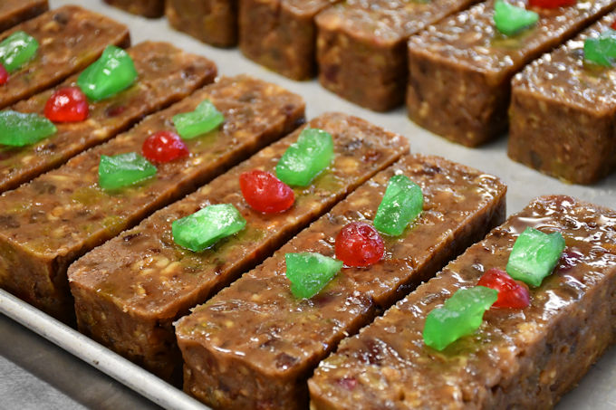1 lb Fruitcake